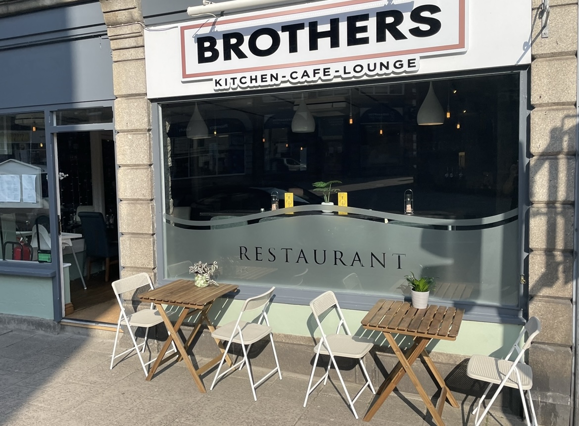 Brothers Restaurant