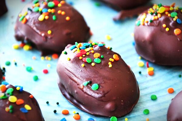 Peanut Butter Eggs Recipe – A Delicious Homemade Treat for Any Season Peanut Butter Eggs