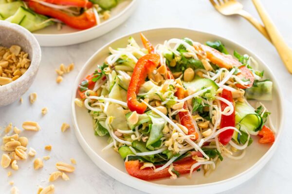 Raw Vegan Dishes: A Colorful, Nutrient-Rich Journey to Flavor and Wellness Raw Vegan Dishes: A Colorful, Nutrient-Rich Journey to Flavor and Wellness
